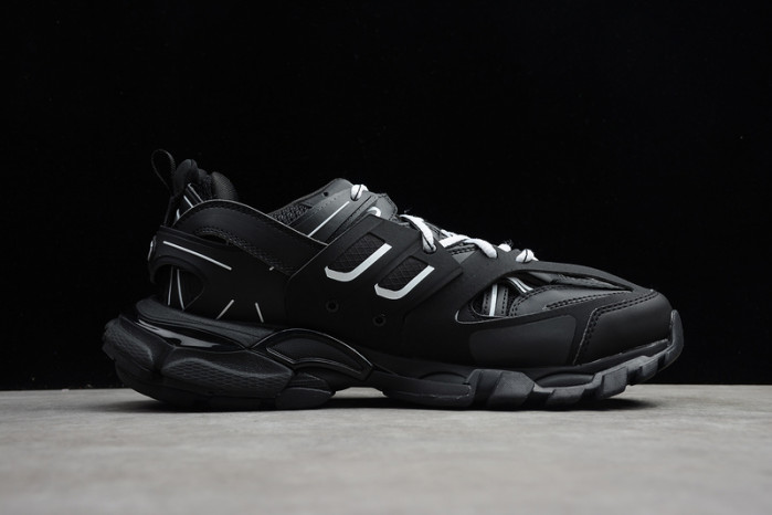 BL TRAINERS TRACK -KICKZE BL 23