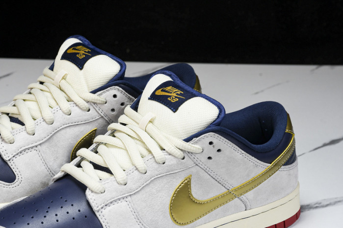 Dunk Low Pro SB 