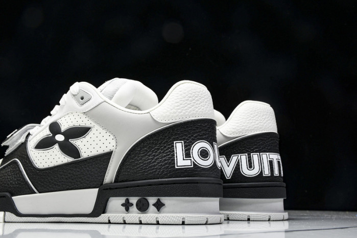LVT  SNEAKERS   COPSHOE  L&V-trainer 13
