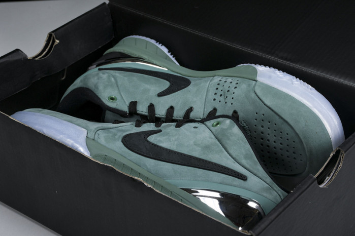 Nike Kobe 4 Protro “Girl Dad” FQ3545-300