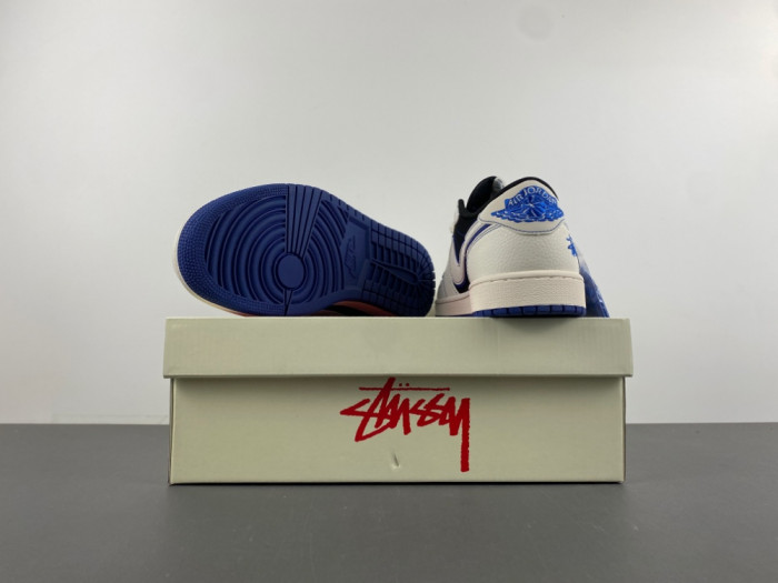 Fragment x Travis Scott x Supreme  Air Jordan 1 Low  SJ2068-127