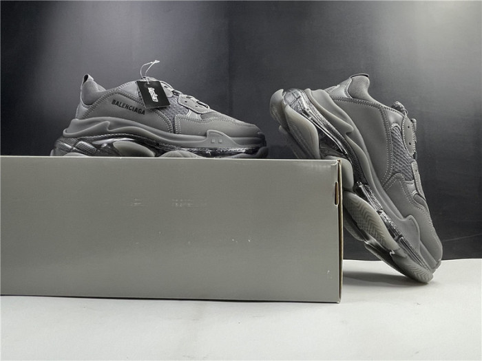 BL TRIPLE S TRAINERS    -KICKZE BL49