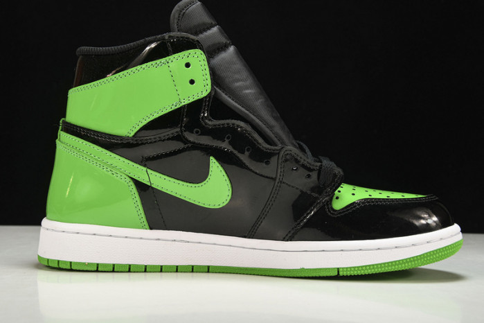 Air Jordan 1 High OG Patent Pine Green   555088-065