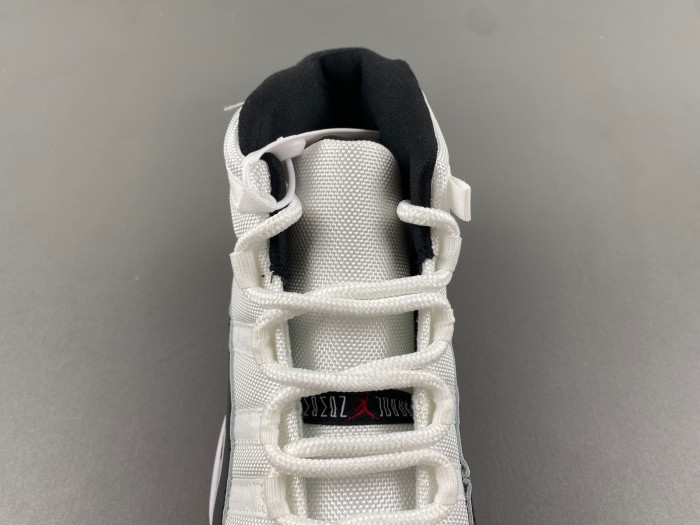 Jordan 11 Bulls white red CT8012-106