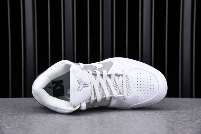 Zoom Kobe 4 