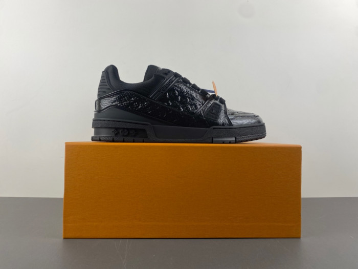 LVT  SNEAKERS   COPSHOE  L&V-trainer 57