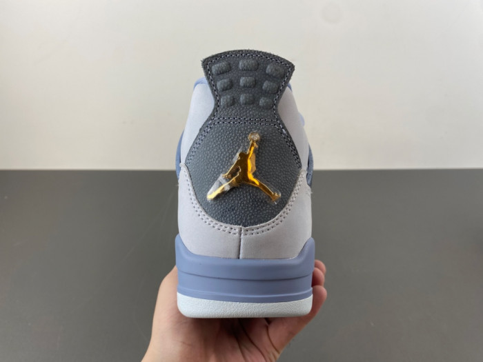 Jordan 4 Retro NCAA UNC Tar heels PE  HV9204-407