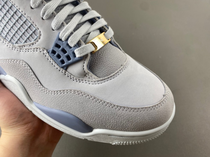 Jordan 4 Retro NCAA UNC Tar heels PE  HV9204-407