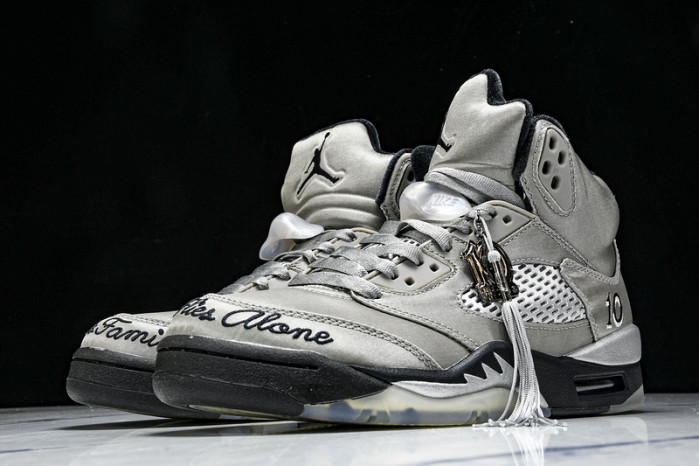 Jordan 5 Retro Wings (2025)  - IO2038-001