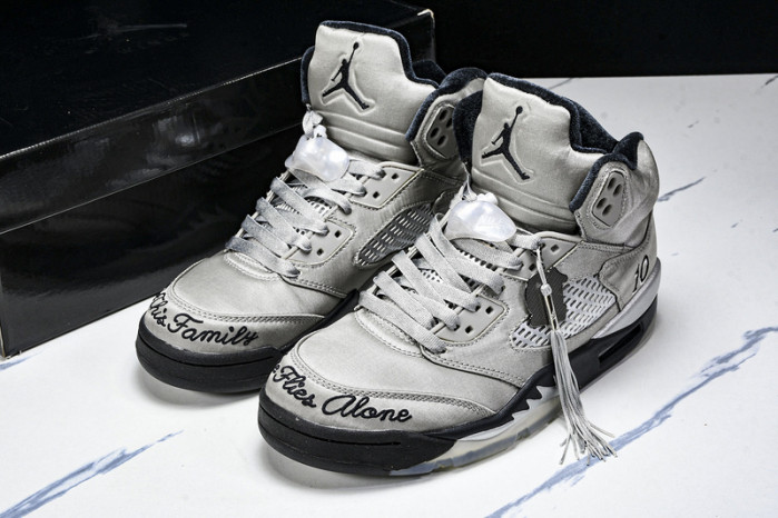 Jordan 5 Retro Wings (2025)  - IO2038-001