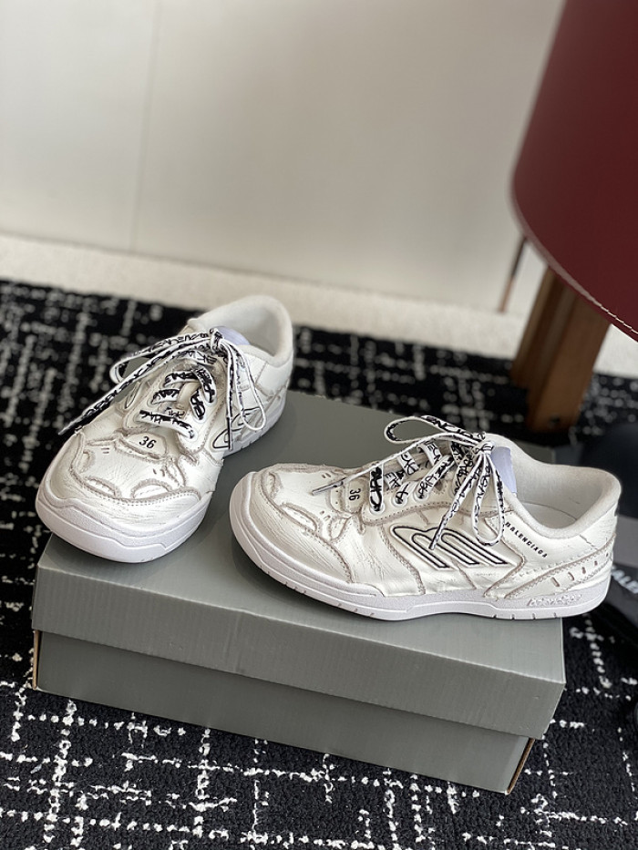 BL Hamptons Worn-Out  -COPSHOE BL - WO 04