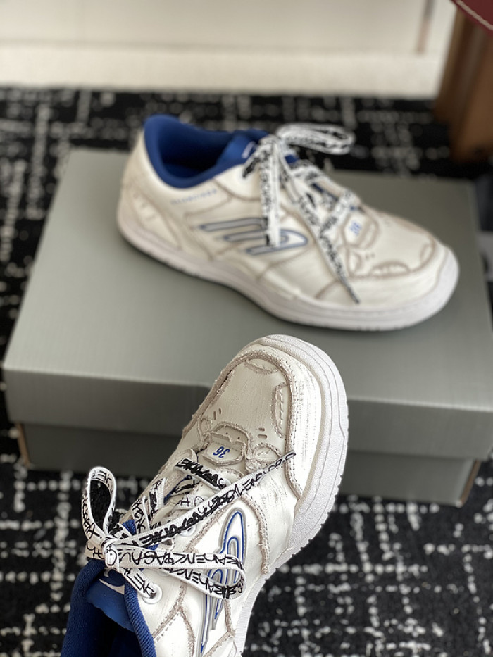 BL Hamptons Worn-Out  -COPSHOE BL - WO 05
