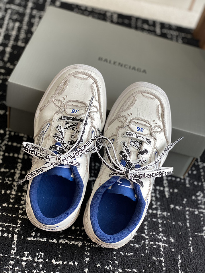 BL Hamptons Worn-Out  -COPSHOE BL - WO 05
