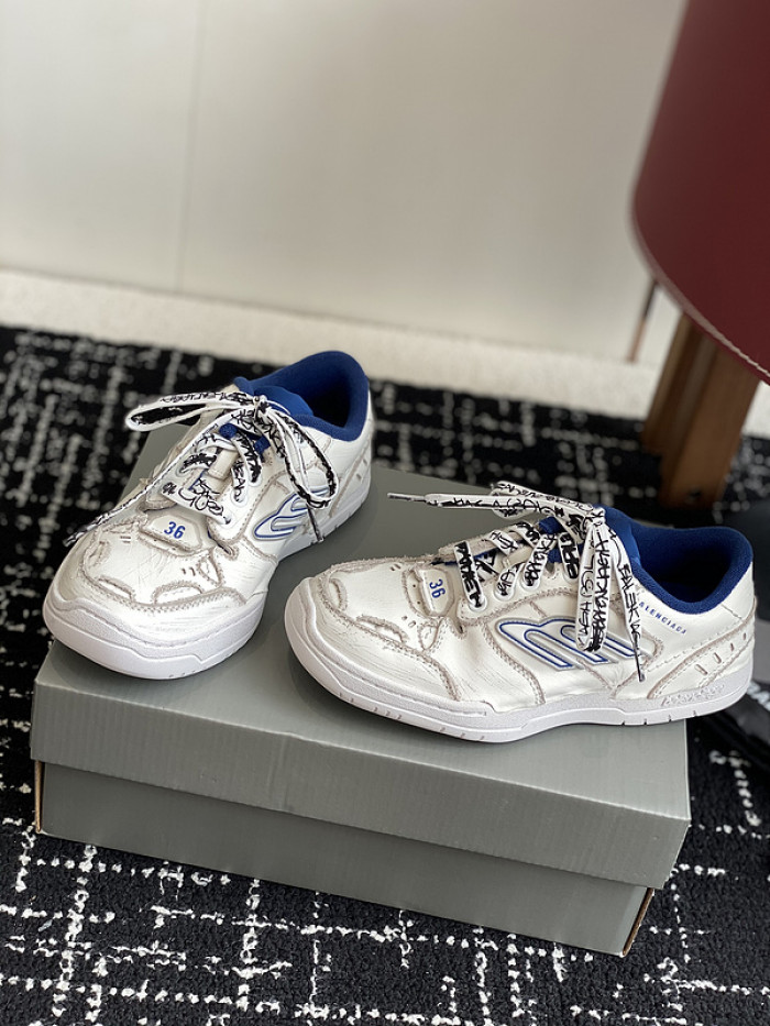 BL Hamptons Worn-Out  -COPSHOE BL - WO 05