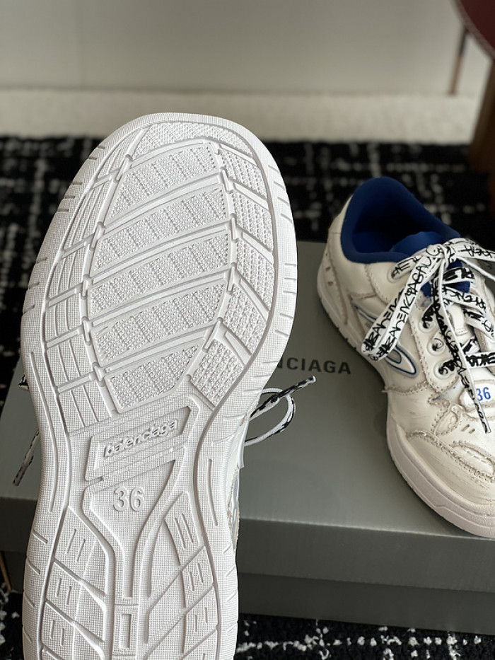 BL Hamptons Worn-Out  -COPSHOE BL - WO 05