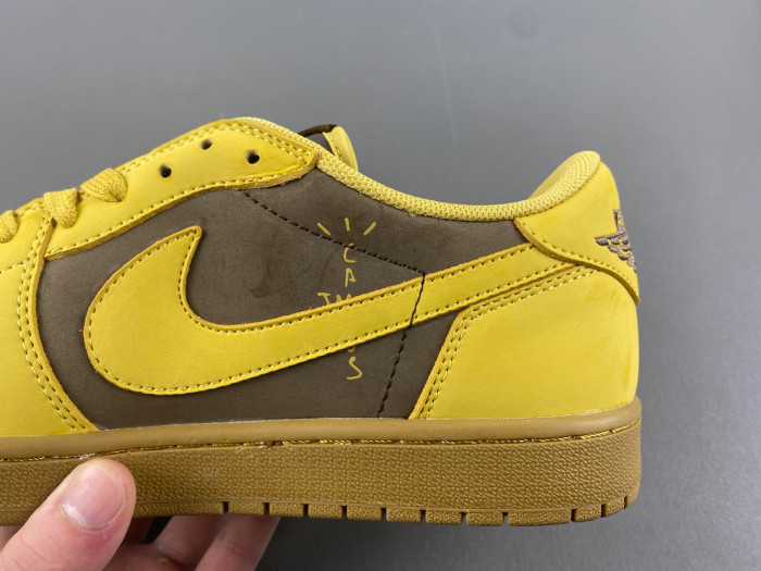 Travis Scott x Air Jordan 1  DM7866-665