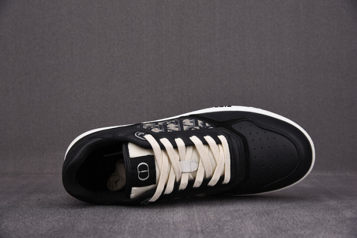 D1R* B27  SNEAKER  KICKZE DR-44