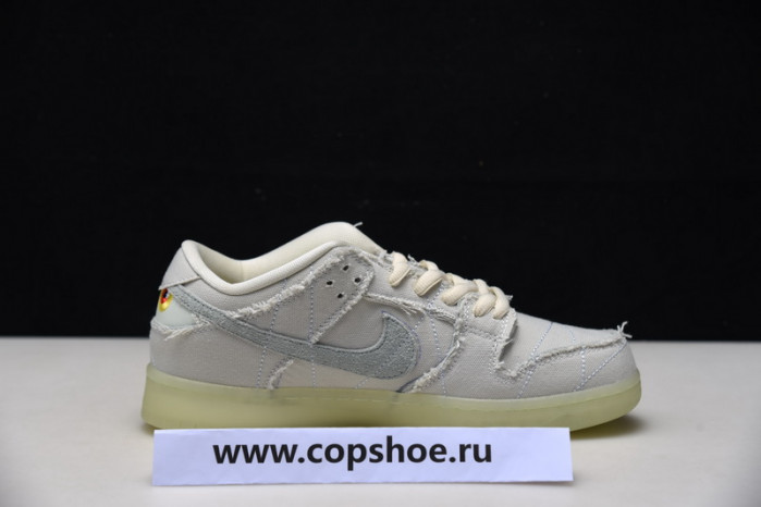 Dunk Low SB 