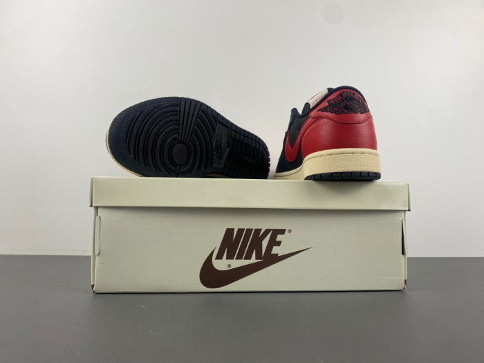 Travis Scott x Air Jordan DM7866-061