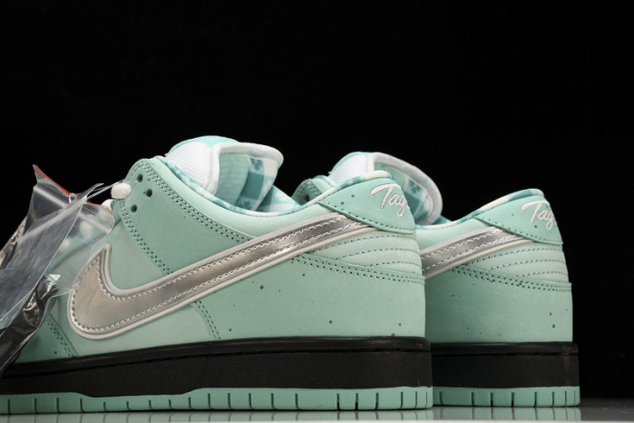 Concepts x TIFFANY CO. x Nike SB Dunk Low  bv1310-402