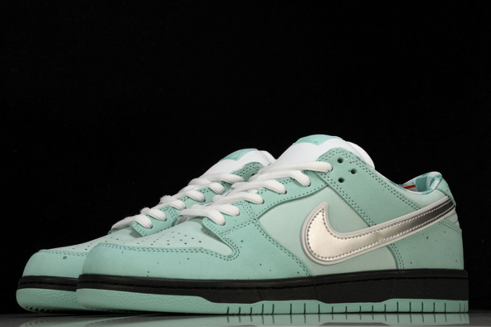 Concepts x TIFFANY CO. x Nike SB Dunk Low  bv1310-402