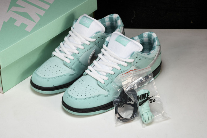 Concepts x TIFFANY CO. x Nike SB Dunk Low  bv1310-402