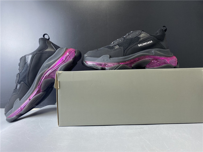 BL TRIPLE S TRAINERS CLEAR SOLE BLACK   541335 W09O1 9252