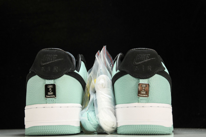 Nike Air Force 1 Low SP Tiffany And Co. - DZ1382-002