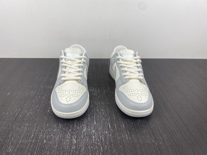 Nike Dunk Low WMNS "Needlework"  FJ4553-133