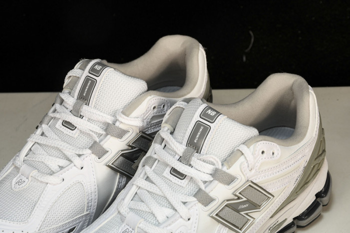 N*EW B*ALANCE COPSHOE NB-077