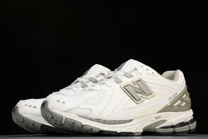 N*EW B*ALANCE COPSHOE NB-077