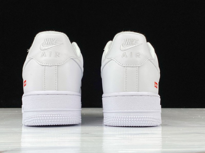 Supreme x Air Force 1 Low 