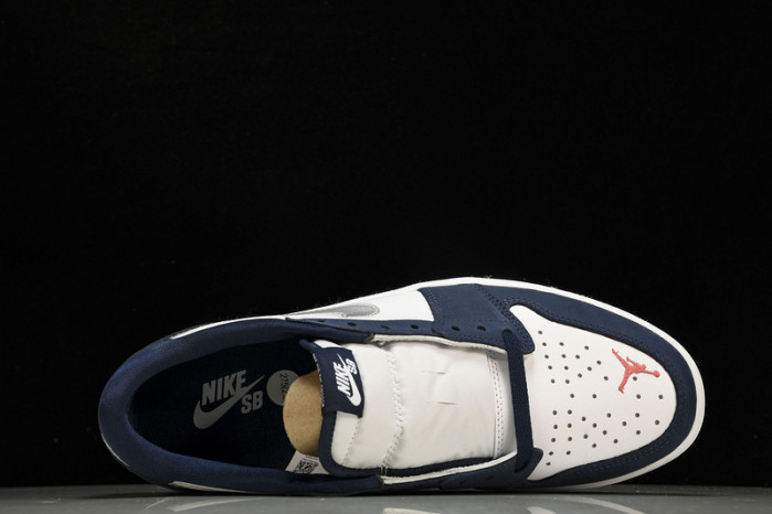 Jordan 1 Low SB Midnight Navy Men