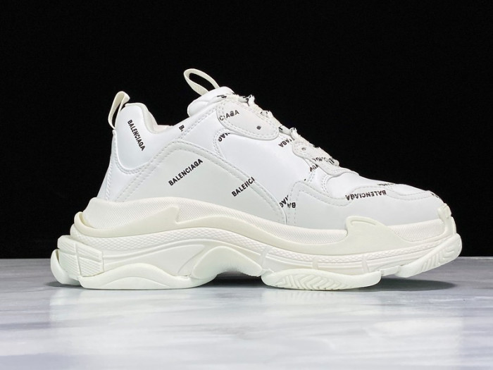 BL TRIPLE S TRAINERS WHITE  LETTERS  541624 W09O1 8013